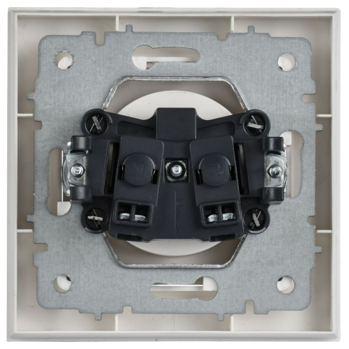 Розетка BRITE РСР10-1-0-БрАБ 10А в сборе без заземл. без защ. шторок арктич. бел. IEK BR-R10-10-K91-F фото 5