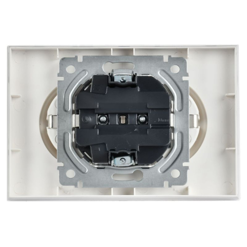 Розетка 2-м СП BRITE РСш12-3-БрАБ 16А в сборе с заземл. защ. шторки арктич. бел. IEK BR-R24-16-K91-F фото 5 Розетка 2-м СП BRITE РСш12-3-БрАБ 16А в сборе с заземл. защ. шторки арктич. бел. IEK BR-R24-16-K91-F фото 5