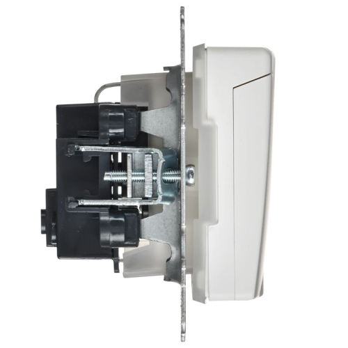 Розетка BRITE РСбш10-3-44-БрАБ 16А IP44 с заземл. защ. шторки с крышкой механизм арктич. бел. IEK BR-R16-16-44-K91 фото 6