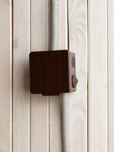 Коробка распаячная ОП КМ 80х80х50 IP54 откид. крышка 7 вводов дуб IEK UKO31-080-080-050-K24-54 фото 6