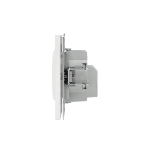 Розетка силовая KANT 2P+E без шторки бел. магнолия DKC 7000033 фото 6 Розетка силовая KANT 2P+E без шторки бел. магнолия DKC 7000033 фото 6