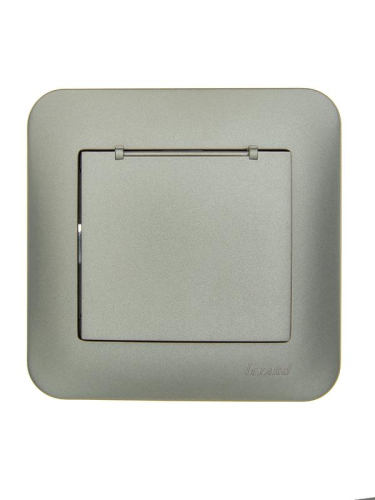 Розетка 1-м СП ASTI 16А IP20 с заземл. с крышкой термопласт в сборе платина. LEZARD 7081-3535-123В Розетка 1-м СП ASTI 16А IP20 с заземл. с крышкой термопласт в сборе платина. LEZARD 7081-3535-123В