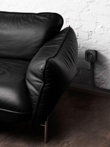 Розетка 1-м ОП Quteo 16А IP20 2P+E с заземл. без защ. шторок черн. матов. IEK 782472 фото 4 Розетка 1-м ОП Quteo 16А IP20 2P+E с заземл. без защ. шторок черн. матов. IEK 782472 фото 4