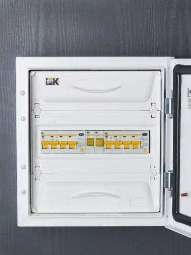 Лампа сигнальная ЛС-47 желт. KARAT IEK MLS10-230-K05 фото 2