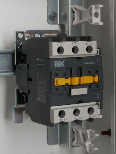 Контактор КМИ-34012 40А 230В/АС3 1НО 1НЗ KARAT IEK KKM31-040-230-11 фото 10
