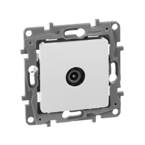 Розетка телевизионная проходная TV СП Etika 14дБ 5-862МГц механизм бел. IEK 672263 Розетка телевизионная проходная TV СП Etika 14дБ 5-862МГц механизм бел. IEK 672263