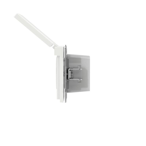 Розетка силовая KANT IP44 2P+E защ. шторки с крышкой бел. магнолия DKC 7000013 фото 4 Розетка силовая KANT IP44 2P+E защ. шторки с крышкой бел. магнолия DKC 7000013 фото 4