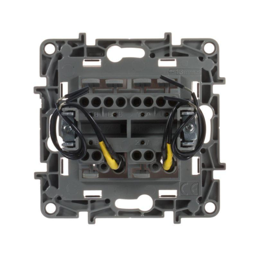 Переключатель 2-кл. СП Etika Plus 10А IP20 250В 10AX с подсветкой безвинтов. зажимы механизм бел. IEK 672216 фото 3 Переключатель 2-кл. СП Etika Plus 10А IP20 250В 10AX с подсветкой безвинтов. зажимы механизм бел. IEK 672216 фото 3