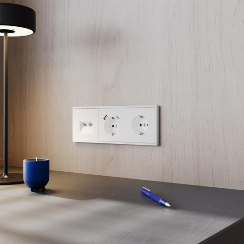 Розетка 1-м СП S70 16А с USB A+С с заземл. защ. шторки механизм бел. матов. Voltum VLS040502 фото 7