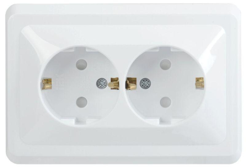 Розетка 2-м СП Вега РСш12-3-ВБ с заземл. контактом и защ. штор 16А бел. GENERICA ERV24-K01-16-DM