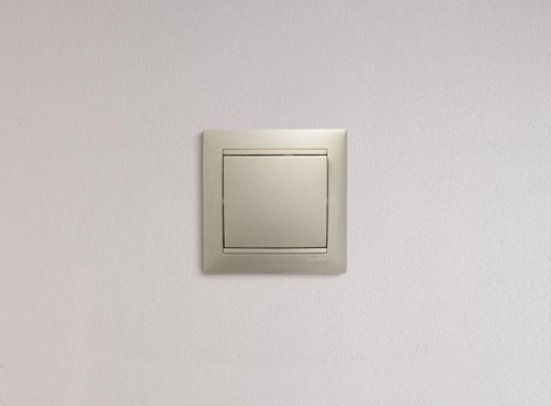 Выключатель 1-кл. СП Valena 10А IP31 250В механизм сл. кость IEK 774301 фото 7